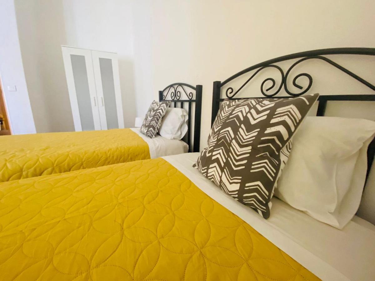 Avis Guesthouse Евора Екстериор снимка
