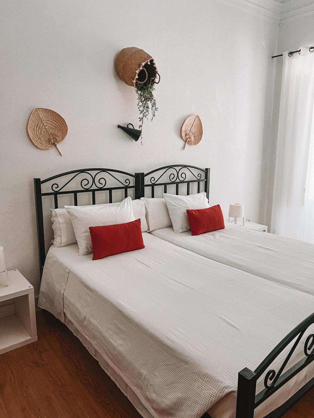 Avis Guesthouse Евора Екстериор снимка