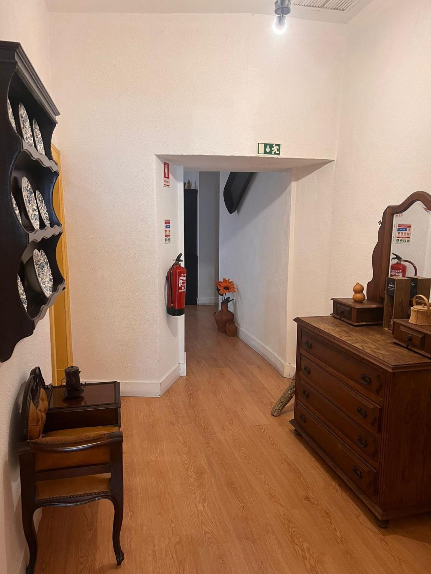 Avis Guesthouse Евора Екстериор снимка