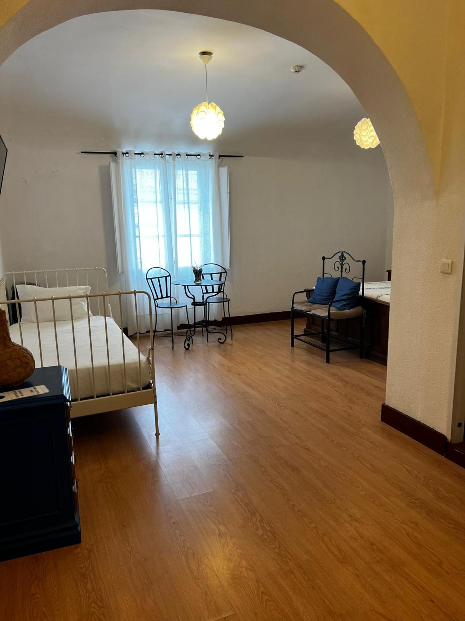 Avis Guesthouse Евора Екстериор снимка
